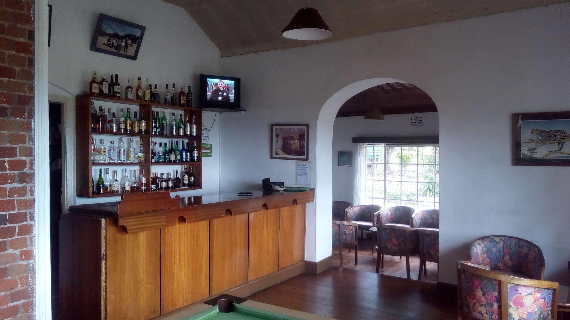 Jacaranda Lake Elementaita Lodge Gilgil Eksteriør bilde